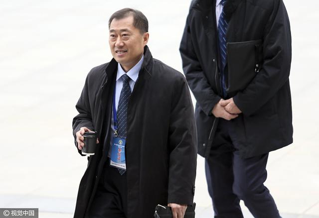 开始慢慢迎迎合小说