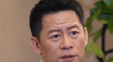 美女伊人